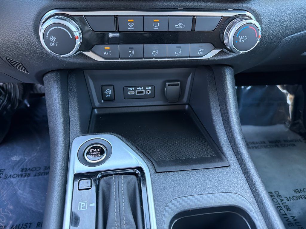 Used 2024 Nissan Sentra SV FWD image 28