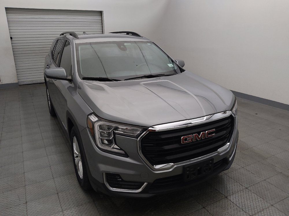 Used 2023 GMC Terrain SLE w/ Driver Convenience Package FWD image 14