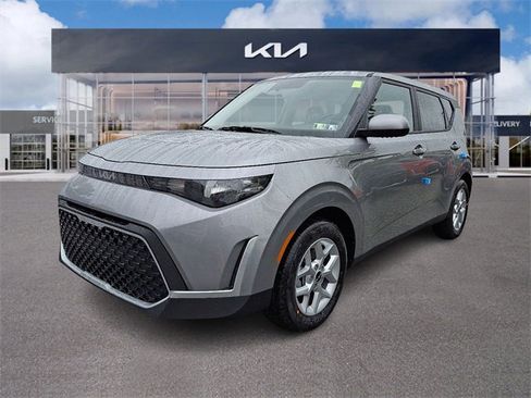 New 2025 Kia Soul LX w/ LX Technology Package image 2