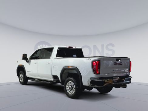 Used 2024 GMC Sierra 2500 SLE w/ SLE Convenience Package image 11