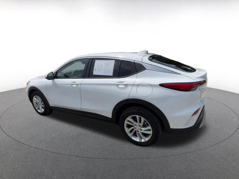 Used 2025 Buick Envista Preferred FWD image 10