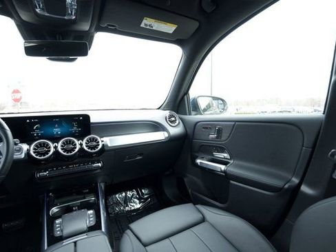 Certified 2023 Mercedes-Benz EQB 300 4MATIC image 23