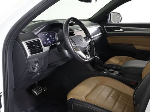 Used 2022 Volkswagen Atlas Cross Sport SEL Premium R-Line image 28