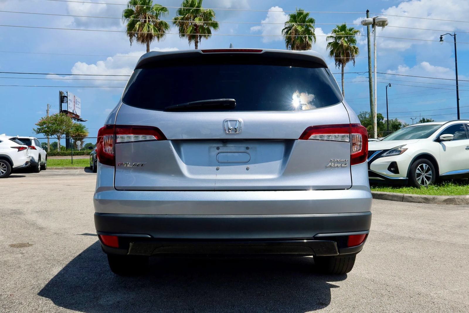 Used 2022 Honda Pilot Sport image 4