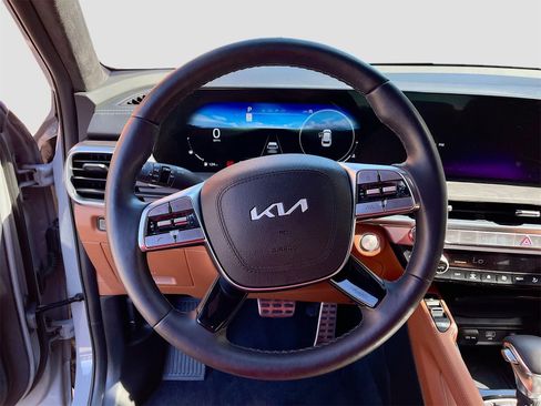 Used 2025 Kia Telluride SX Prestige X-Pro image 11