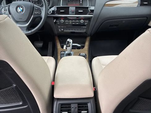 Used 2017 BMW X3 xDrive28i AWD/4WD image 9