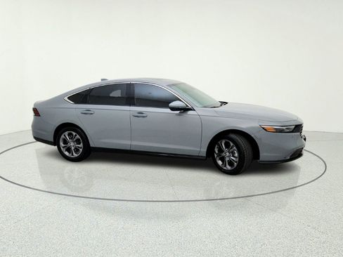 Used 2024 Honda Accord EX-L image 6