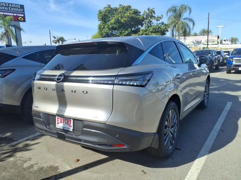 New 2026 Nissan Murano SL image 9
