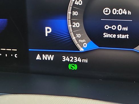 Used 2022 Volkswagen Tiguan SE R-Line AWD/4WD image 19