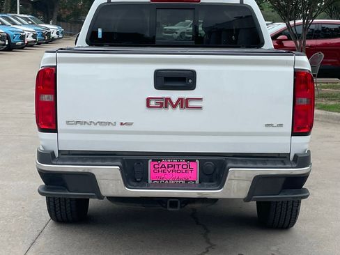 Used 2018 GMC Canyon SLE w/ SLE Convenience Package RWD image 5