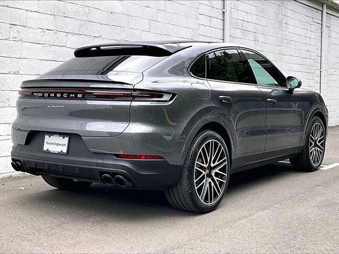 Certified 2026 Porsche Cayenne Coupe AWD/4WD image 17