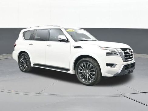 Used 2024 Nissan Armada Platinum w/ Cargo Package image 21