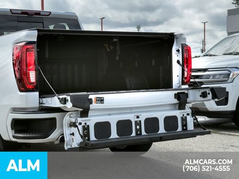 Used 2020 GMC Sierra 1500 Denali w/ Denali Ultimate Package AWD/4WD image 10