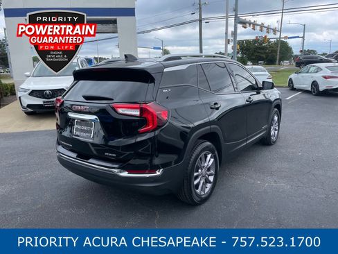 Used 2023 GMC Terrain SLT AWD/4WD image 5