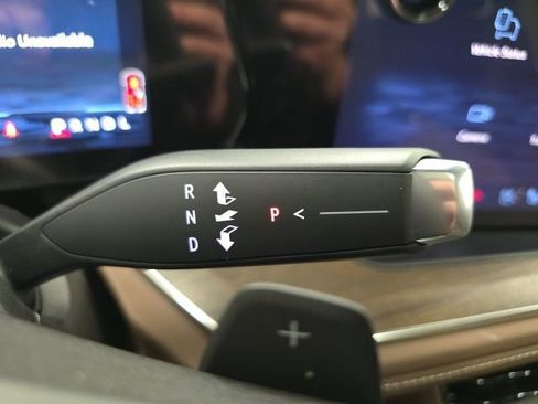 New 2026 Chevrolet Tahoe High Country image 15