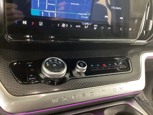 New 2026 Ford Expedition Platinum w/ Stealth Appearance Package AWD/4WD image 30