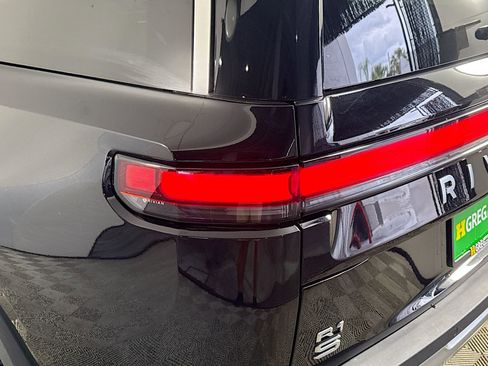Used 2026 Rivian R1S Adventure AWD/4WD image 29