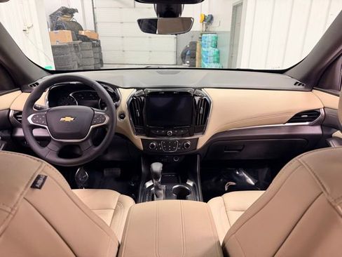 Certified 2023 Chevrolet Traverse LT w/ LT Premium Package image 21