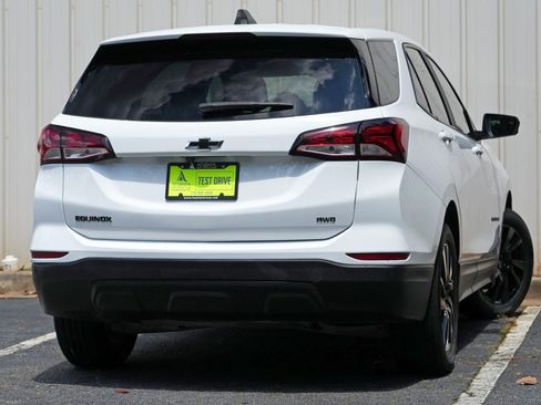 Used 2024 Chevrolet Equinox LS w/ LS Convenience Package AWD/4WD image 4