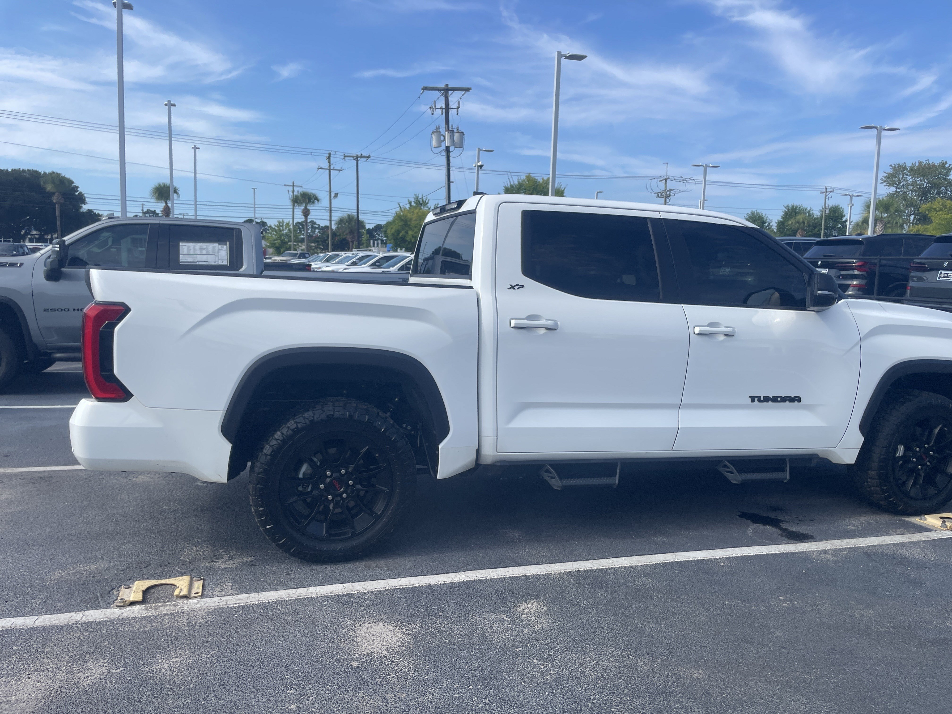 Used 2024 Toyota Tundra SR5 w/ SR5 Premium Package AWD/4WD image 11
