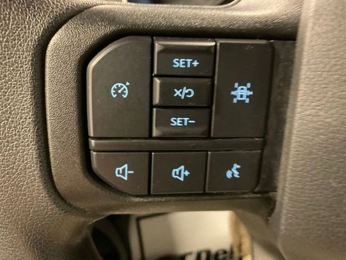 Used 2022 Ford F150 XLT image 15