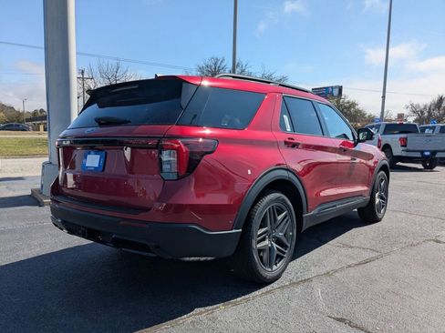 New 2026 Ford Explorer ST-Line w/ ST-Line Street Pack RWD image 4
