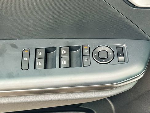 New 2026 Kia K4 FWD image 17