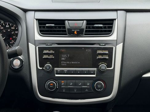 Used 2016 Nissan Altima 2.5 S w/ Power Driver Seat Package FWD image 15