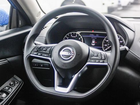 Certified 2025 Nissan Sentra SV image 16