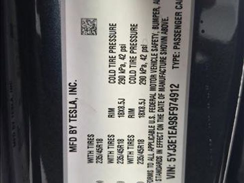 Used 2025 Tesla Model 3 Long Range image 23