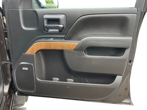 Used 2018 Chevrolet Silverado 1500 LTZ w/ Sport Package AWD/4WD image 21