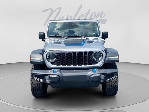 Used 2024 Jeep Wrangler Unlimited Rubicon 4xe AWD/4WD image 9