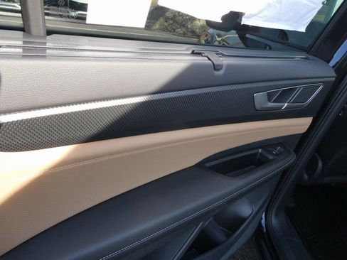 New 2026 Volkswagen Atlas Cross Sport SEL R-Line image 37