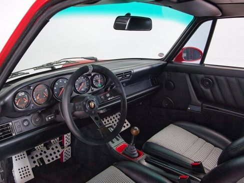 Used 1991 Porsche 911 Carrera image 23