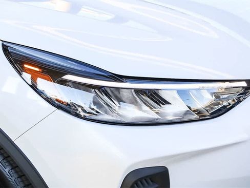 New 2025 Ford Escape SE w/ Class II Trailer Tow Package image 4