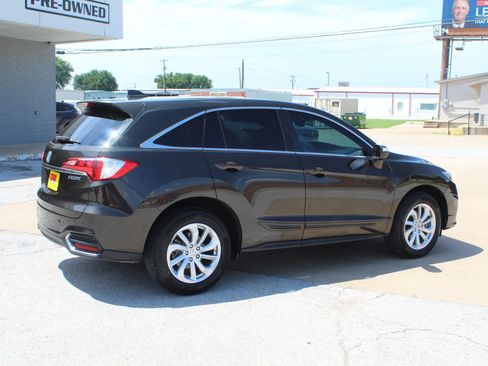 Used 2016 Acura RDX FWD w/ Technology Package image 4