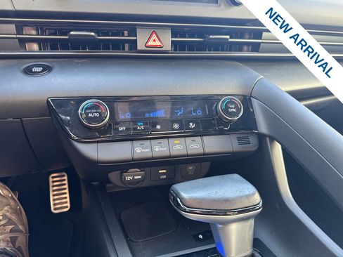 Used 2025 Hyundai Elantra Sport FWD image 25