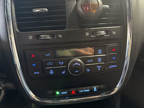 Used 2019 Dodge Grand Caravan GT image 24