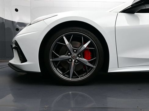 Used 2023 Chevrolet Corvette Stingray Preferred Cpe w/ Z51 Performance Package RWD image 6