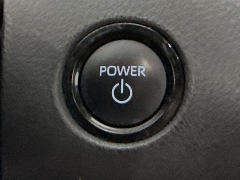 Used 2025 Toyota Camry SE w/ Convenience Package FWD image 21