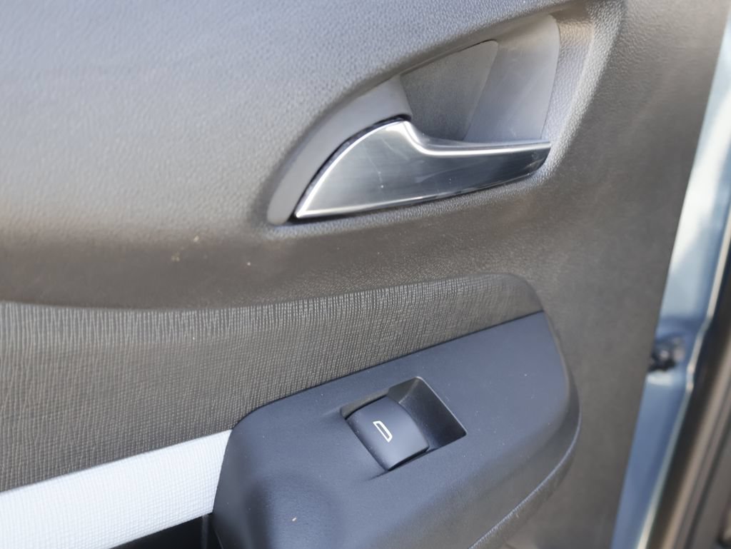 Used 2024 Buick Envista Preferred w/ Convenience II Package FWD image 12