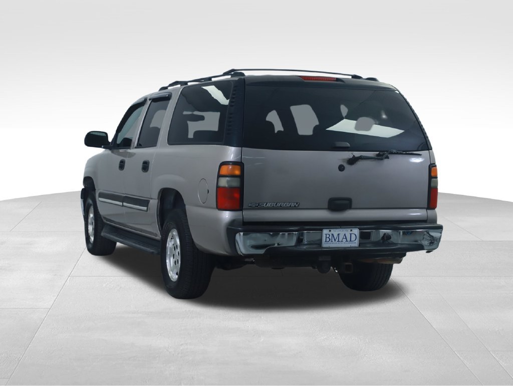 Used 2006 Chevrolet Suburban LS w/ Smart Select Package RWD image 10