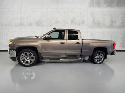 Used 2017 Chevrolet Silverado 1500 LT w/ All Star Edition image 8