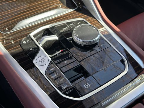 Used 2025 BMW X6 xDrive40i image 26