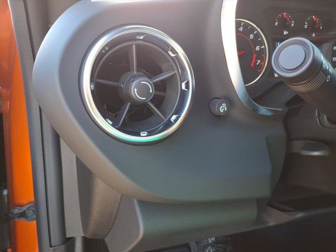 Certified 2022 Chevrolet Camaro LT RWD image 20