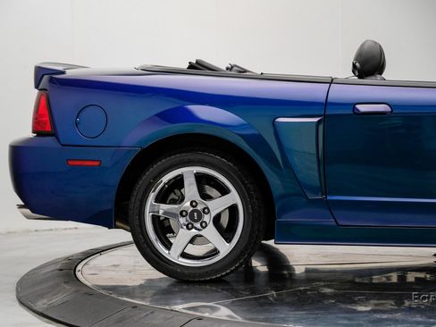 Used 2004 Ford Mustang Cobra image 23