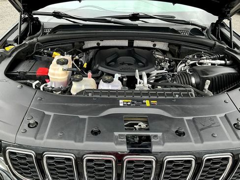 Used 2022 Jeep Grand Cherokee Limited 4xe w/ MOPAR Finishing Package AWD/4WD image 9