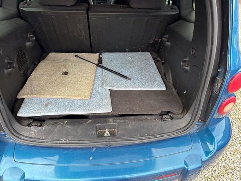 Used 2009 Chevrolet HHR LT w/ LT Preferred Equipment Group image 12