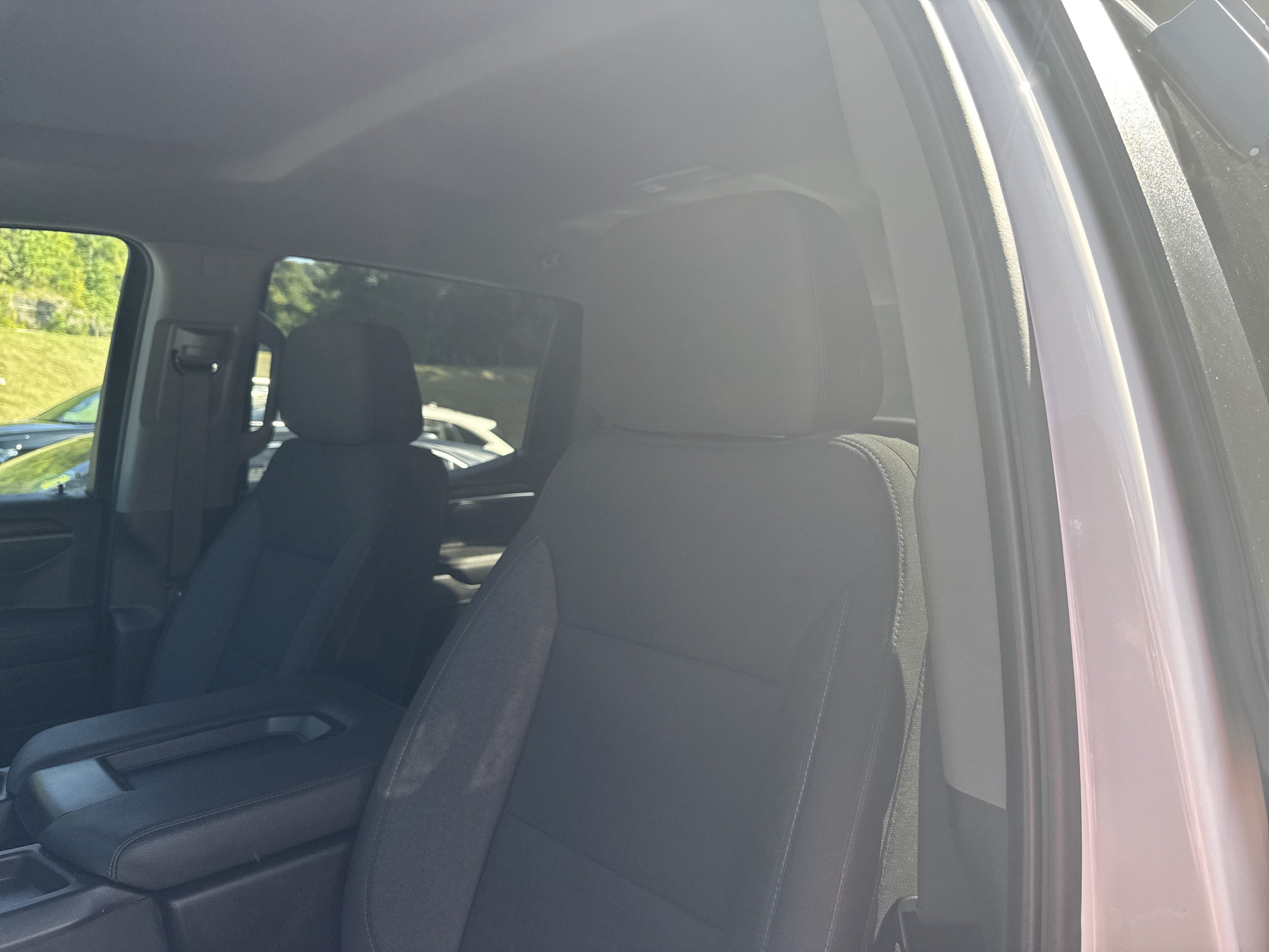 Used 2023 Chevrolet Silverado 1500 LT AWD/4WD image 12
