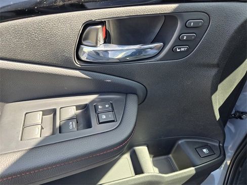New 2025 Honda Ridgeline Black Edition image 16
